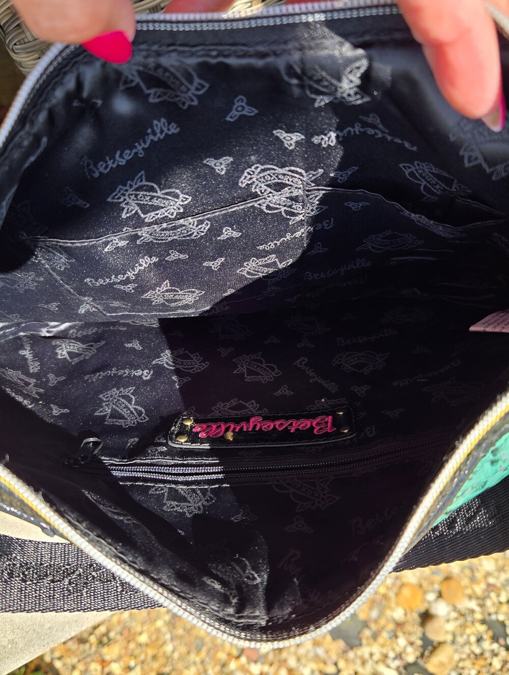 VINTAGE Betseyville by Betsey Johnson Neon Snakeskin Hobo Bag ⚡️ - Picture 9 of 13
